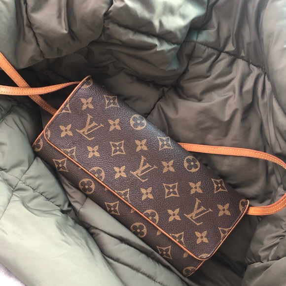 Louis Vuitton Twin Pochette Shoulder Bag - Picture 1 of 8